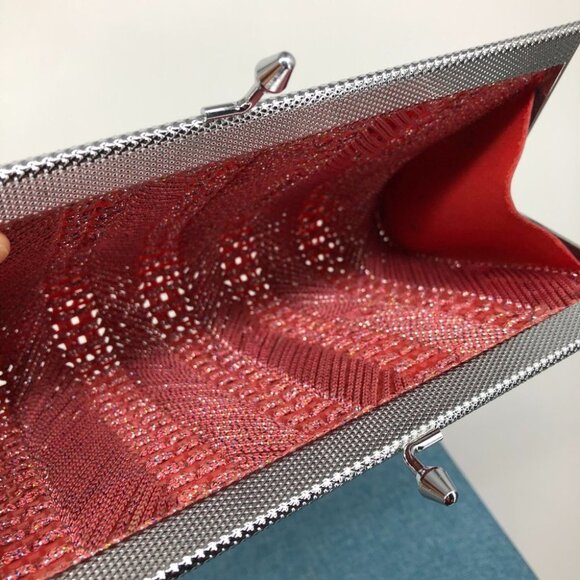 Pink Salmon shade sparkly crochet Metallic Clutch handheld clasp Purse - Picture 9 of 13